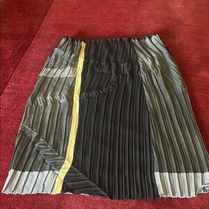 Babette Pleated Colorblock Midi Skirt in Black, Gray & Yellow